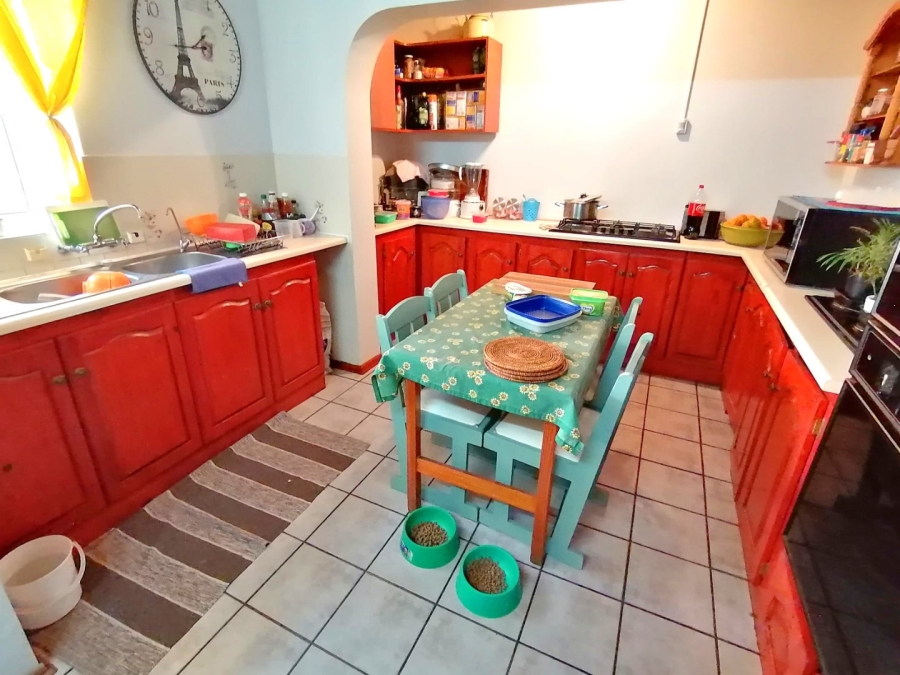 5 Bedroom Property for Sale in Pellissier Free State